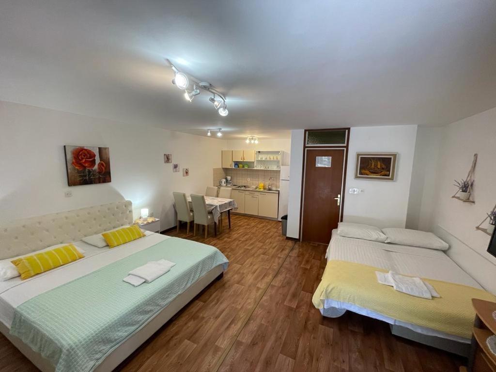 Apartmani Mavrinac Нерезине Номер фото
