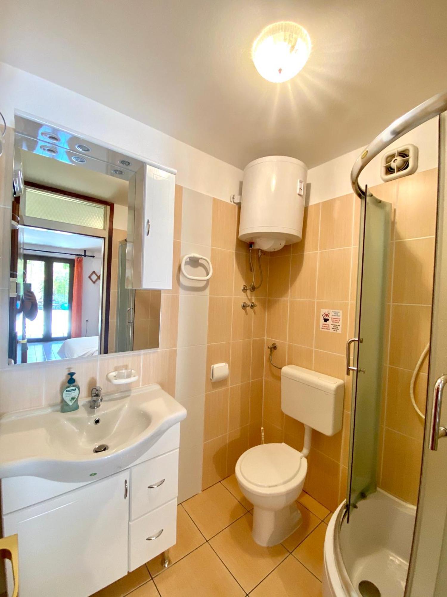 Apartmani Mavrinac Нерезине Номер фото